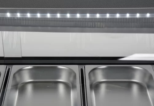 Yato Gastro hűtővitrin 6x1/3gn 153x42x29,5 cm fekete