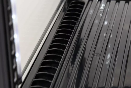 Yato Gastro álló hűtővitrin kijelzővel, fekete 78l 42x38x96cm