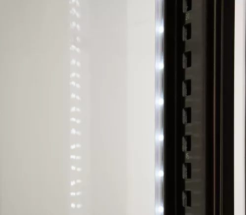 Yato Gastro torta hűtővitrin fekete 100l 48x48x103cm