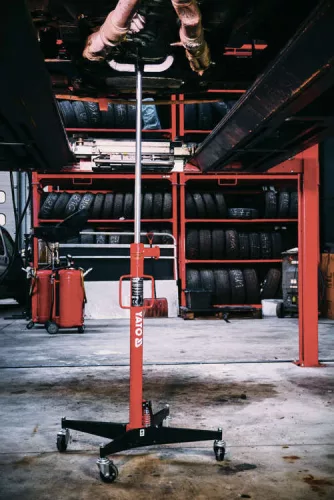 Yato hidraulikus sebességváltó emelő 500 kg