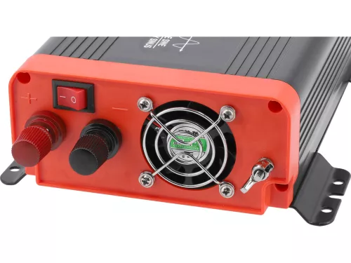 Yato inverter 12V/230V 600W