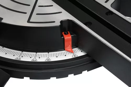 Yato elektromos gérvágó lézeres 305 mm 1800 W