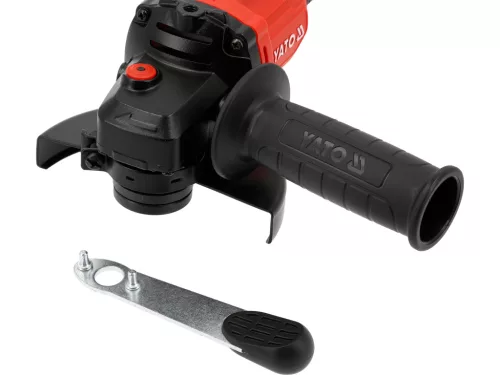 Yato akkus sarokcsiszoló 18V, szénkefementes, 125mm, 2x4Ah akkumulátorral és töltővel