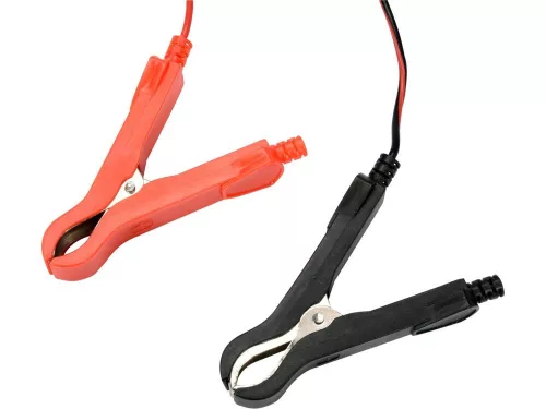 Yato akkumulátor töltő 6/12 V 1/4 A max. 120 Ah LCD kijelző