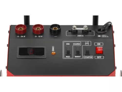 Yato akkumulátor töltő 2-8 Ah